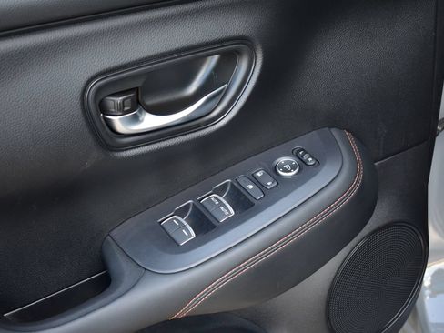 Used 2024 Honda HR-V Sport image 15