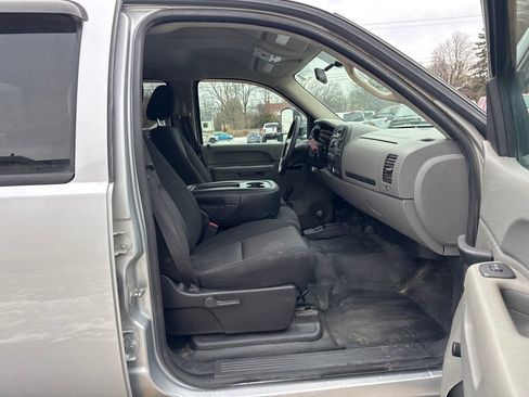 Used 2012 Chevrolet Silverado 2500 W/T w/ Snow Plow Prep Package image 11