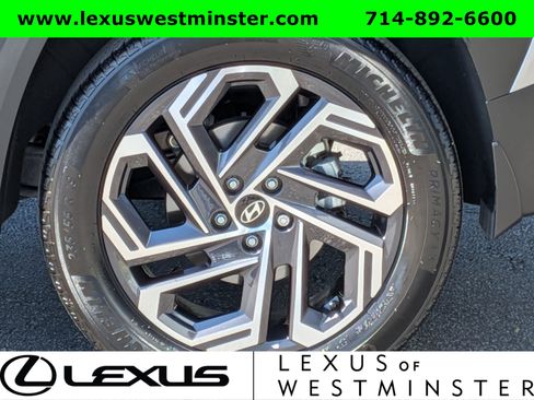 Used 2025 Hyundai Tucson Limited AWD/4WD image 13