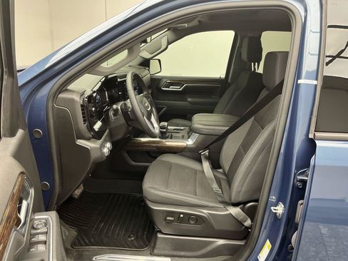 Certified 2026 GMC Sierra 1500 Elevation w/ X31 Off-Road Package AWD/4WD image 3