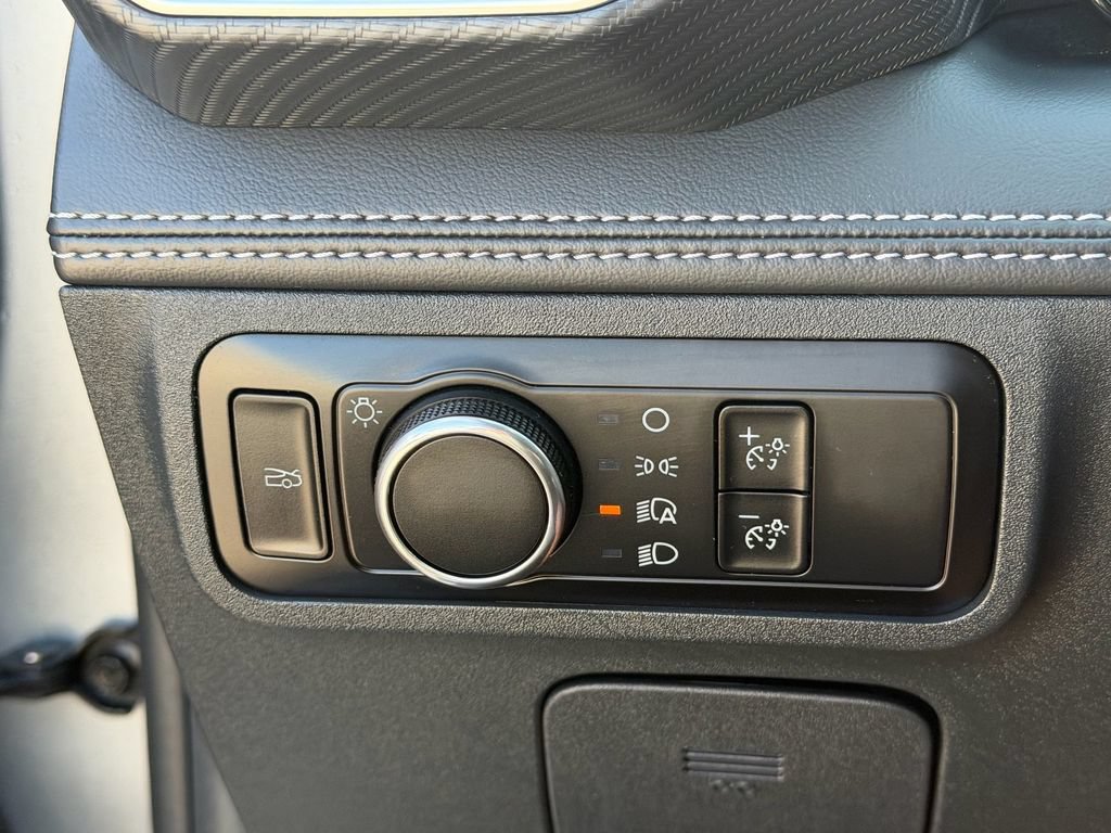 Used 2025 Ford Mustang GT Premium RWD image 25