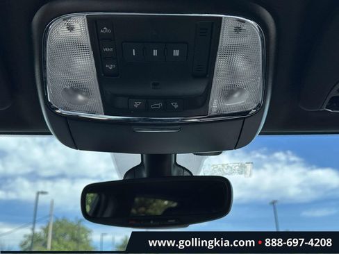 Used 2019 Jeep Grand Cherokee Altitude AWD/4WD image 29