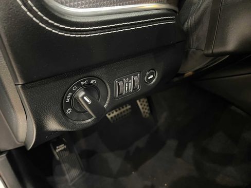 Used 2022 Dodge Charger SRT Hellcat image 16