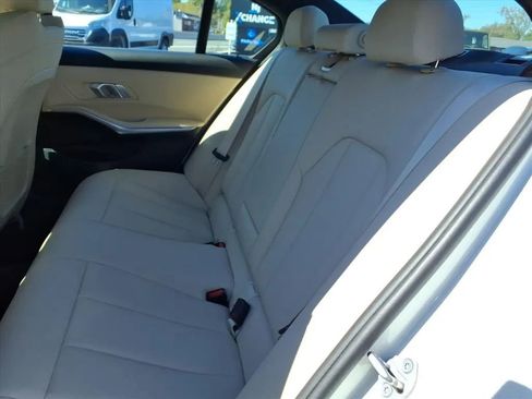 Used 2021 BMW 330i xDrive Sedan w/ Convenience Package image 14