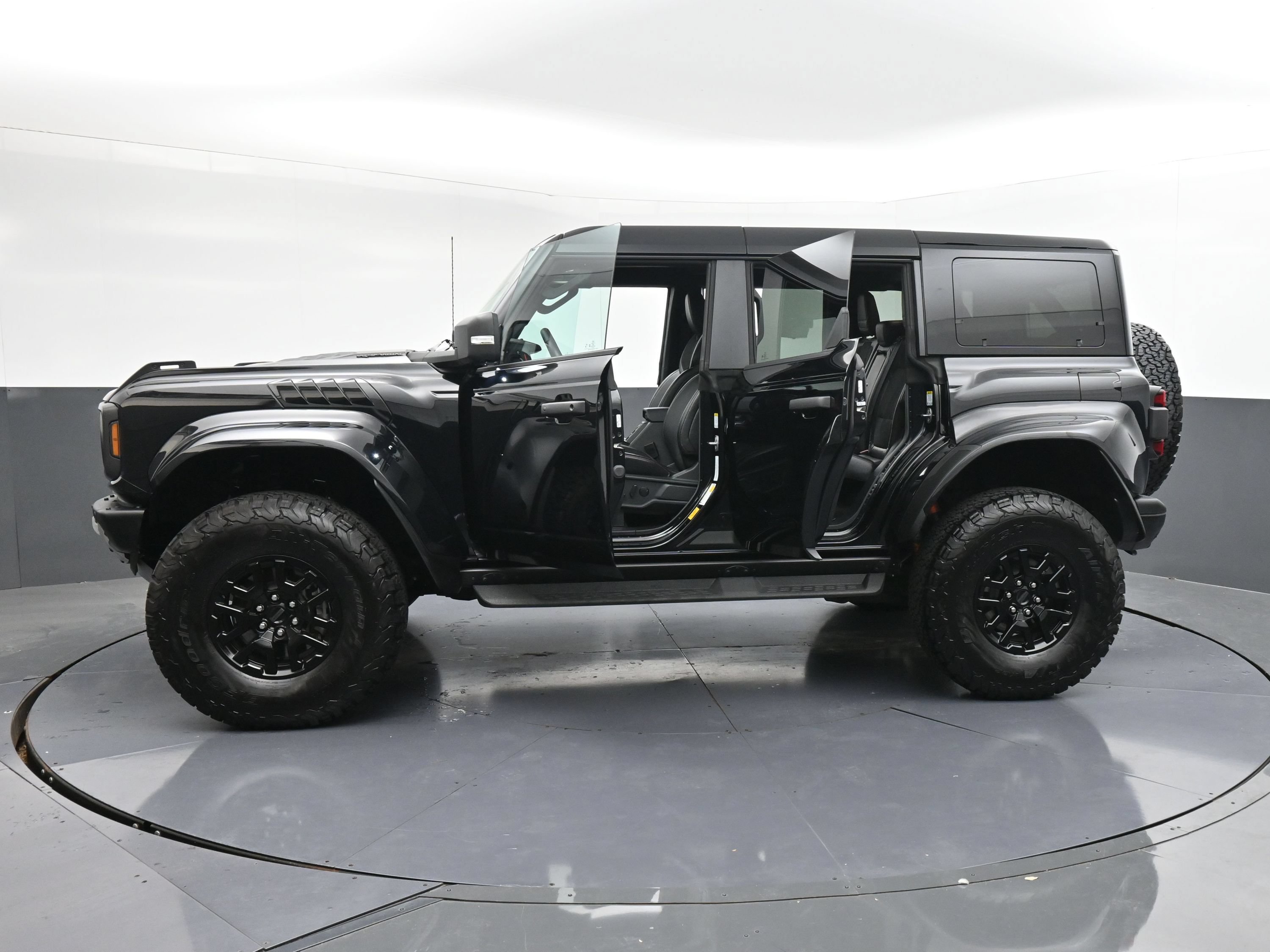 Used 2026 Ford Bronco Raptor AWD/4WD image 41