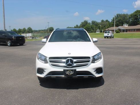 Used 2017 Mercedes-Benz GLC 300 image 3
