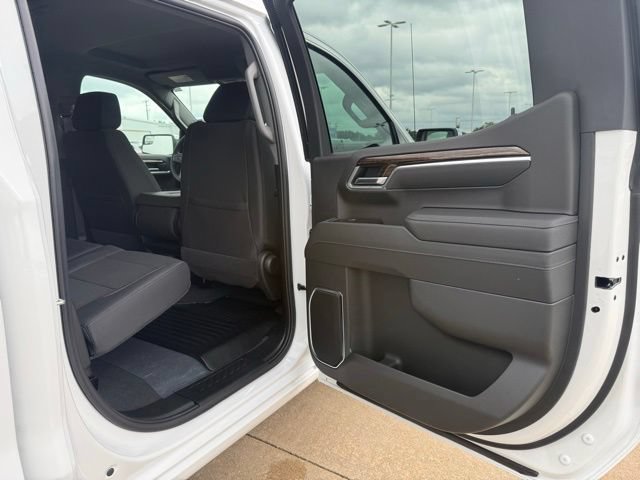 New 2026 GMC Sierra 1500 SLE w/ Preferred Package AWD/4WD image 39