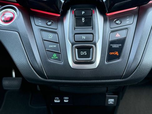 Used 2025 Honda Odyssey Sport-L image 25