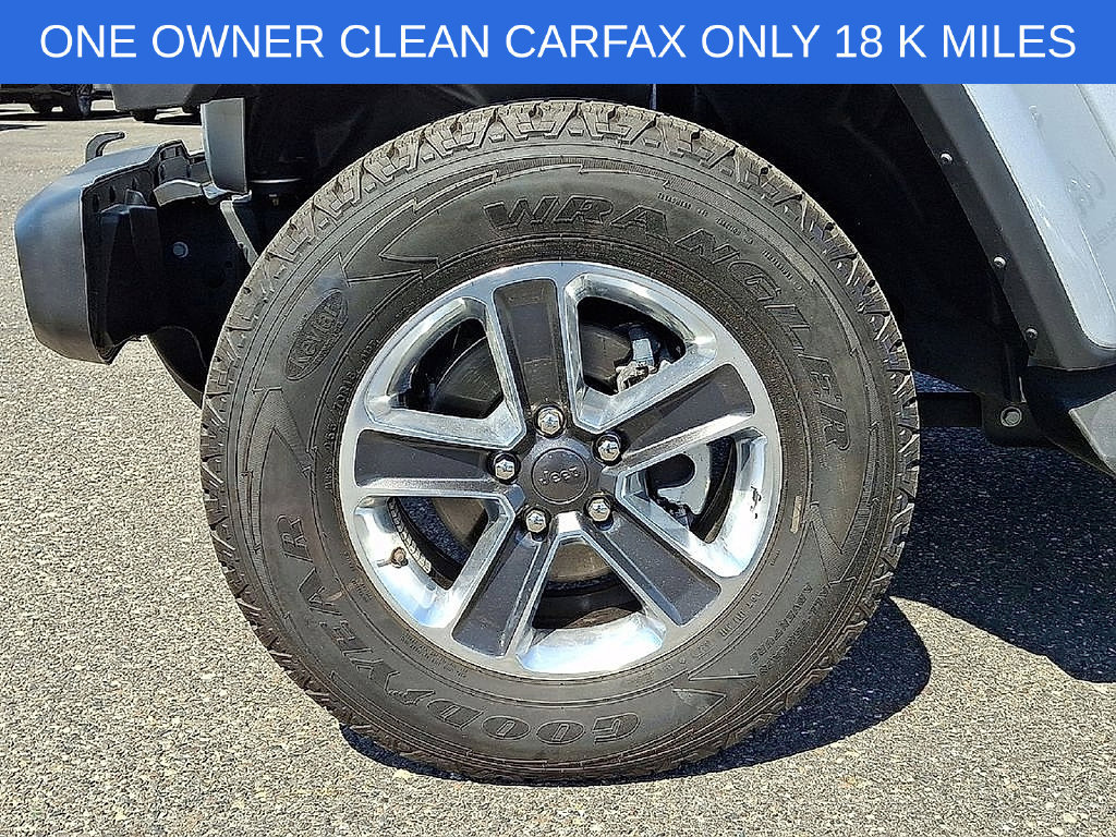 Used 2022 Jeep Wrangler Unlimited Sahara w/ Cold Weather Group AWD/4WD image 8