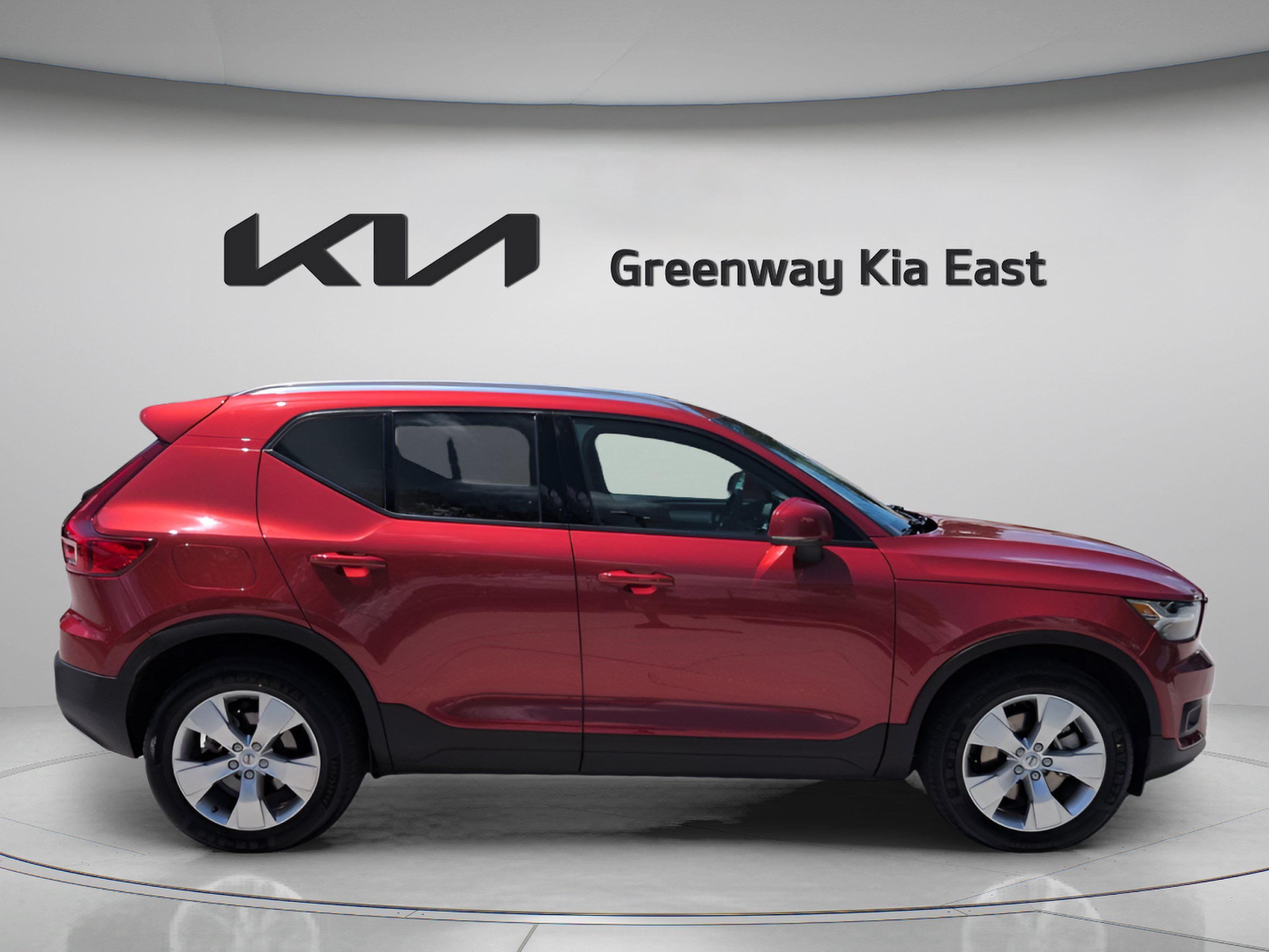 Used 2021 Volvo XC40 T5 Momentum AWD/4WD image 5