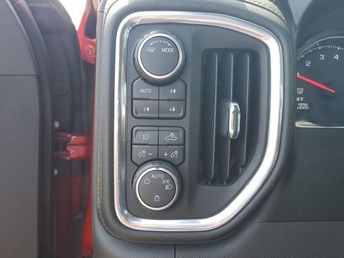 Used 2021 Chevrolet Silverado 1500 RST w/ Texas Edition Plus AWD/4WD image 23