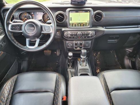 Used 2022 Jeep Gladiator Overland image 24