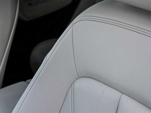 Used 2022 Audi Q5 2.0T Premium w/ Convenience Package image 24