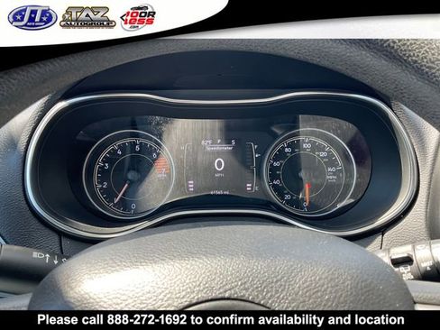 Used 2019 Jeep Cherokee Latitude w/ Popular Appearance Group FWD image 14