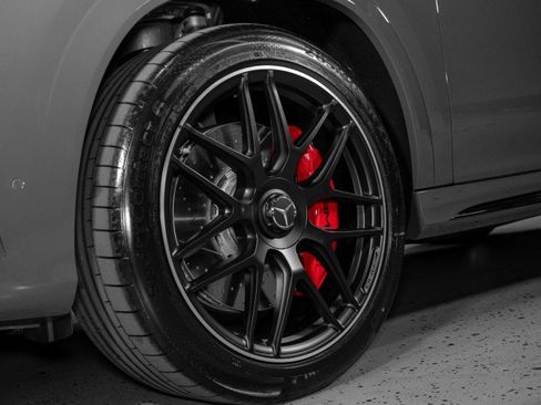 New 2026 Mercedes-Benz GLE 63 AMG S image 32