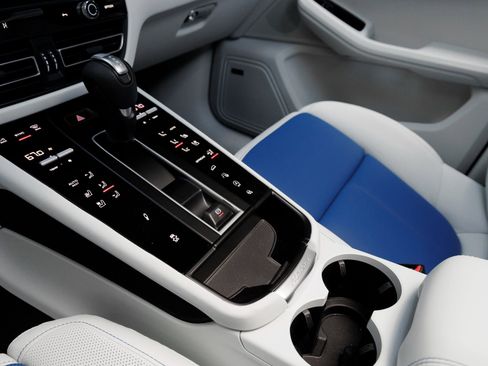 New 2026 Porsche Macan S image 21