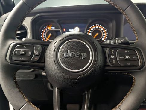 Used 2024 Jeep Wrangler Unlimited Sport AWD/4WD image 20
