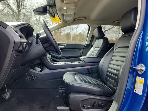 Used 2023 Ford Edge SEL image 13