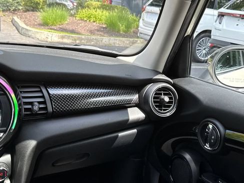 Used 2019 MINI Cooper S w/ Signature Upholstery Package FWD image 23