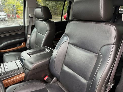 Used 2015 Chevrolet Suburban LTZ image 13