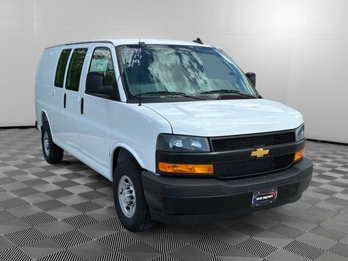 New 2026 Chevrolet Express 2500 w/ Driver Convenience Package RWD image 7