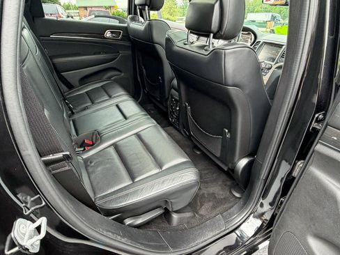Used 2015 Jeep Grand Cherokee Overland AWD/4WD image 40