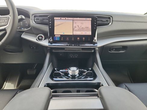 New 2026 Jeep Grand Wagoneer 4WD image 17