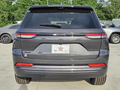 New 2026 Jeep Grand Cherokee Limited AWD/4WD image 4