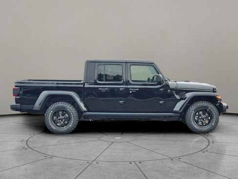 New 2026 Jeep Gladiator Sport image 13