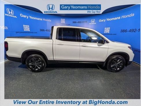 Certified 2023 Honda Ridgeline Sport image 3