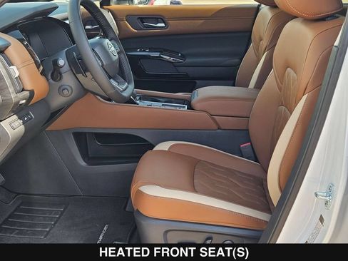 New 2026 Nissan Pathfinder Platinum FWD image 11