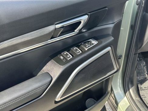 Used 2023 Kia Telluride EX X-Line AWD/4WD image 16