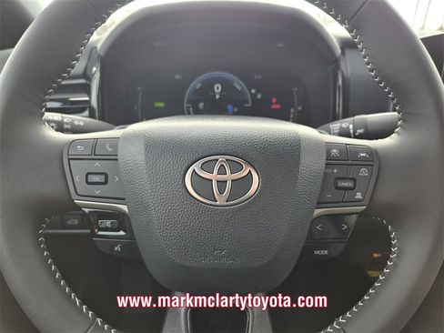 New 2026 Toyota Camry SE image 19