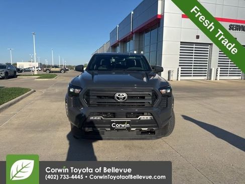 Used 2024 Toyota Tacoma SR5 AWD/4WD image 15