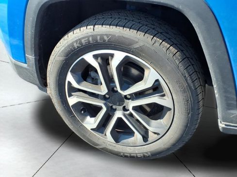 Used 2022 Jeep Compass Limited image 18