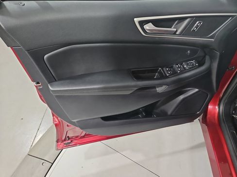 Used 2019 Ford Edge SEL w/ Equipment Group 201A FWD image 11