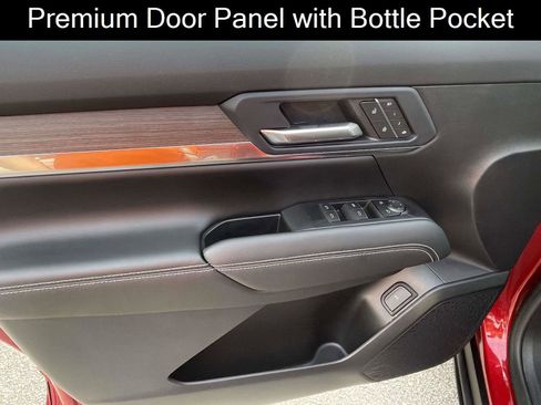 Used 2026 GMC Terrain Denali image 14