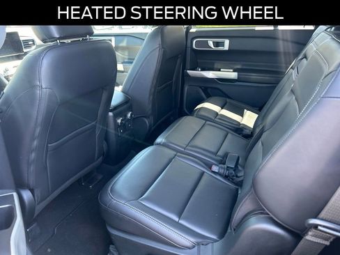 Certified 2022 Ford Explorer XLT w/ Equipment Group 202A AWD/4WD image 16