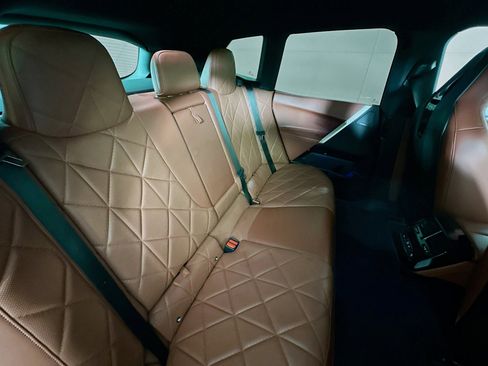 Used 2022 BMW iX xDrive50 w/ Premium Package image 26