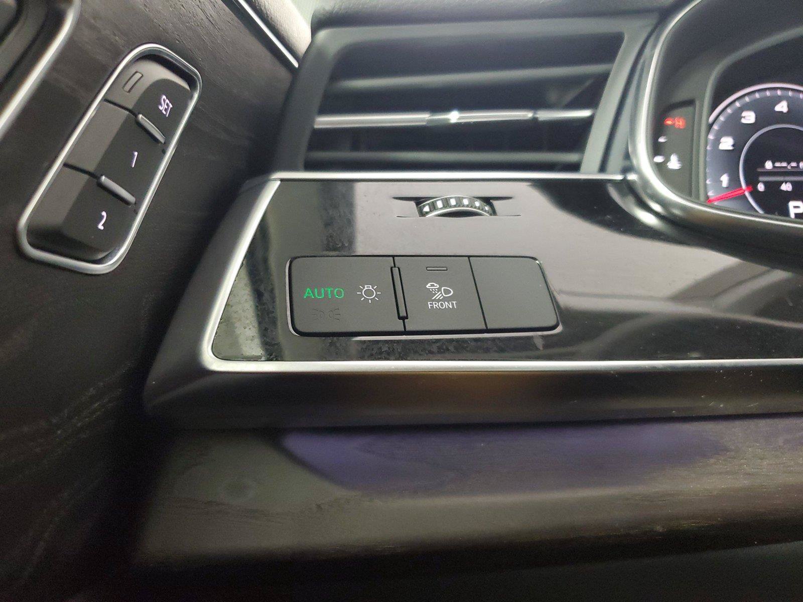 Used 2021 Audi Q7 3.0T Premium Plus w/ Premium Plus Package AWD/4WD image 35
