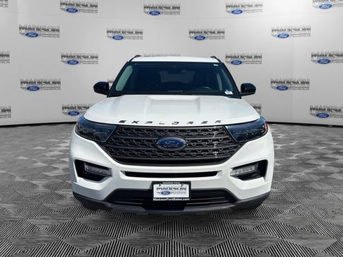 Used 2023 Ford Explorer XLT w/ Equipment Group 202A AWD/4WD image 8