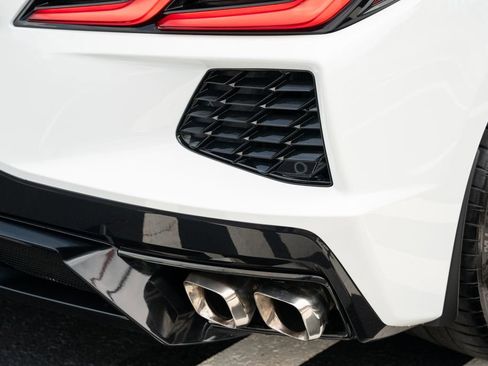 Used 2020 Chevrolet Corvette Stingray Premium Cpe w/ 3LT Preferred Equipment Group RWD image 17