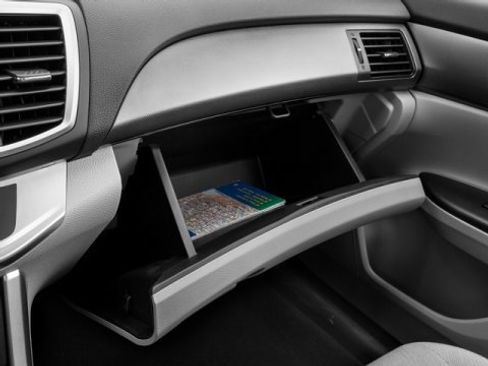 Used 2015 Honda Accord LX image 16