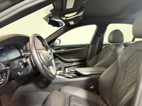 Used 2022 BMW 540i xDrive w/ Premium Package image 15