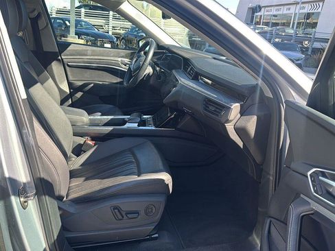 Used 2022 Audi e-tron Premium Plus AWD/4WD image 13