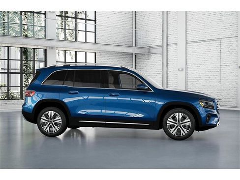 New 2026 Mercedes-Benz GLB 250 4MATIC image 15