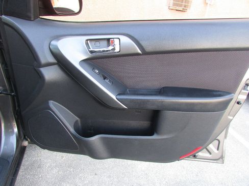 Used 2013 Kia Forte EX image 23