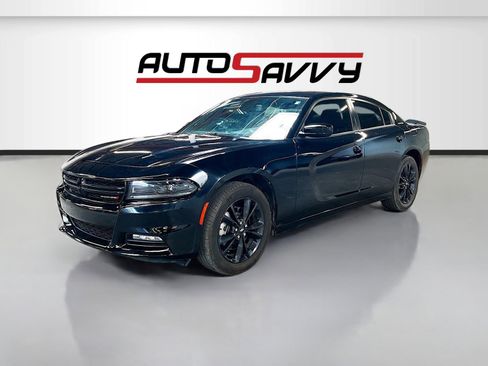 Used 2023 Dodge Charger SXT w/ Blacktop Package AWD/4WD image 3