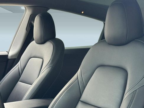 Used 2022 Tesla Model Y Performance AWD/4WD image 28