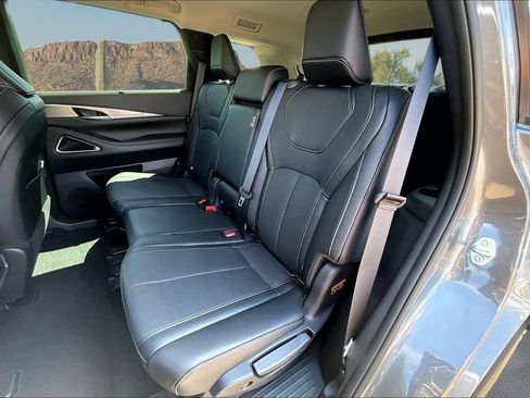 Used 2026 INFINITI QX60 Luxe w/ Cargo Package FWD image 26